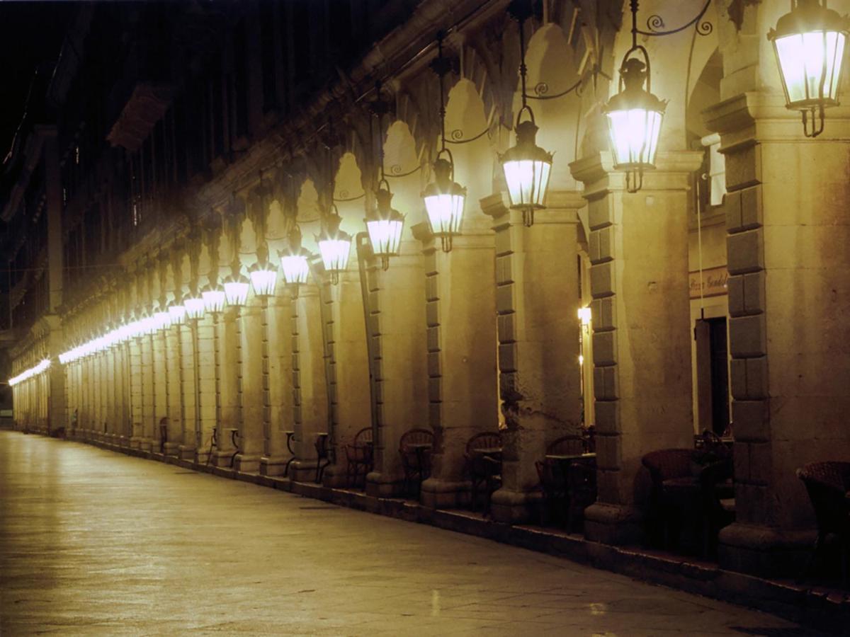 Corfu In Historic Unesco Centre *